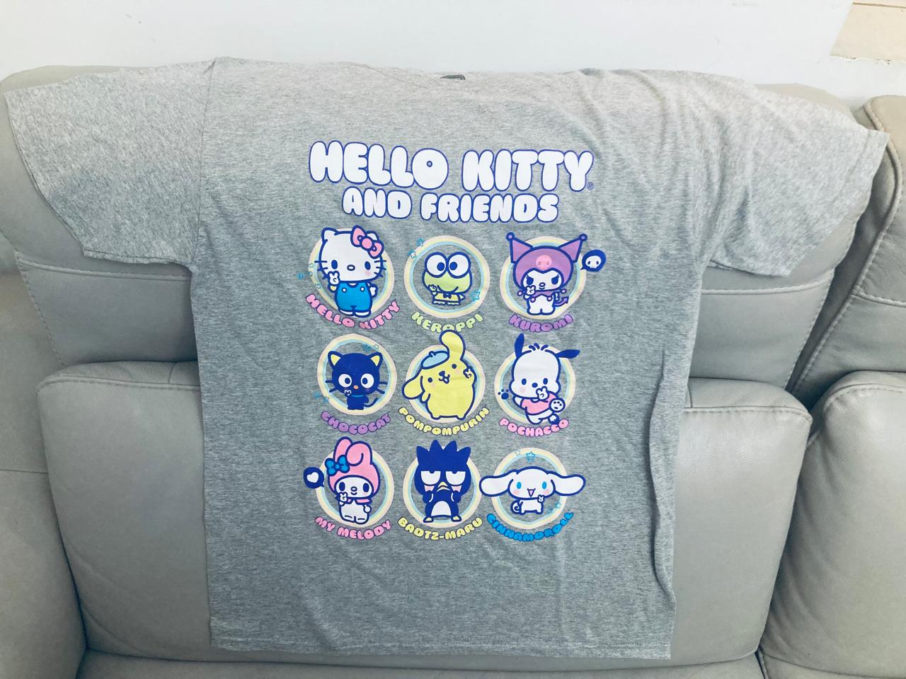 Sanrio - Blusa Gris Oversize